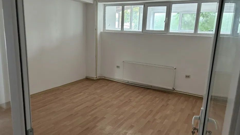 Casa la curte de inchiriat pretabila Afterschool/Spatiu Birouri - Poză 3