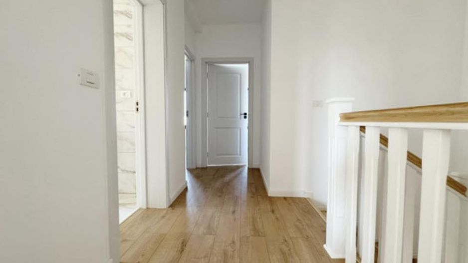 🏡 Duplex modern, 5 camere, 3 băi – Chișoda - Poză 12
