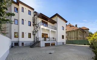 ULTRACENTRAL | Spatiu Comercial | Demisol + Parter 450mp | Impecabil - Poză 13