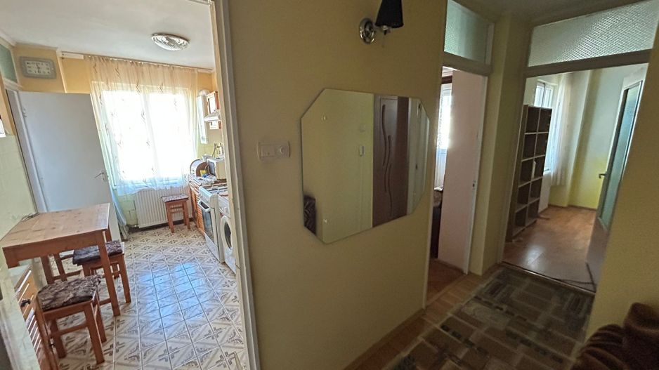 Apartament 3 camere, decomandat - Cugir - Poză 8