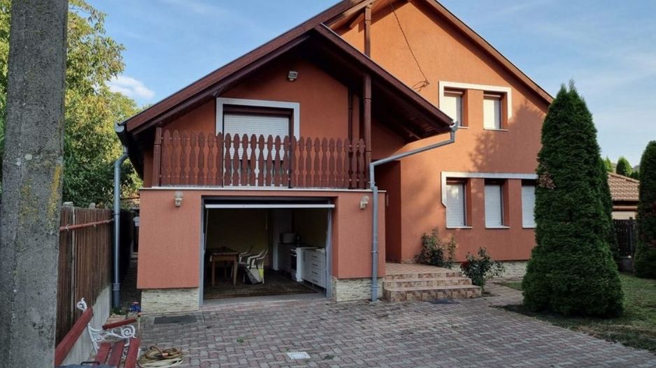 Casa ultracentrala - Poză 1