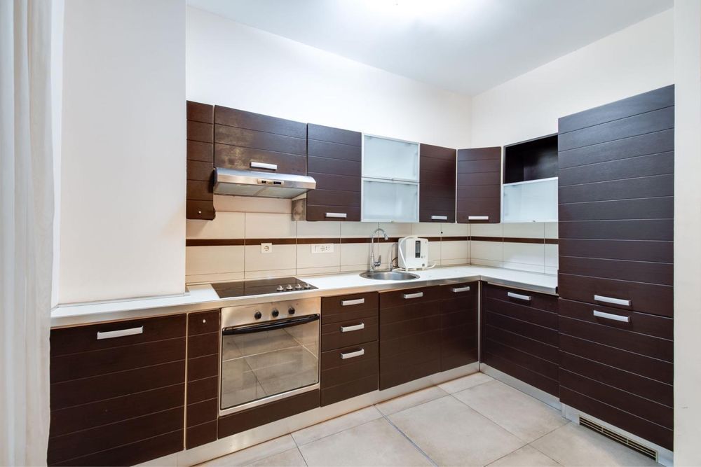 Apartament cu gradina si piscina interioara, Pipera Erou Iancu Nicolae - Poză 3