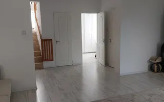 Casa individualamobilata/utilata teren 500 mp asfalt. - Poză 22