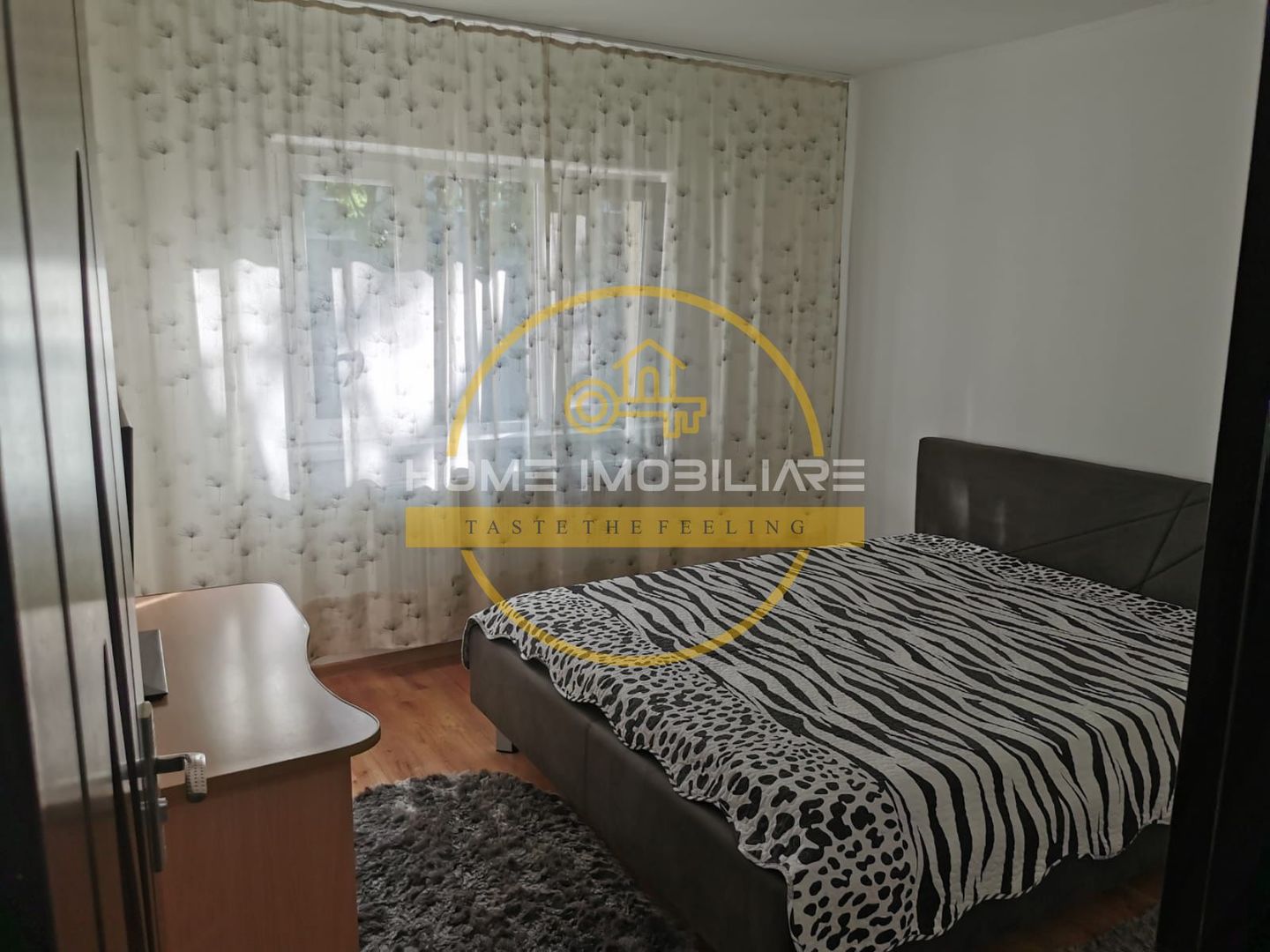Nicolina Prima Statie Apartament 2 Camere Decomandat Bloc 1984 - Poză 1