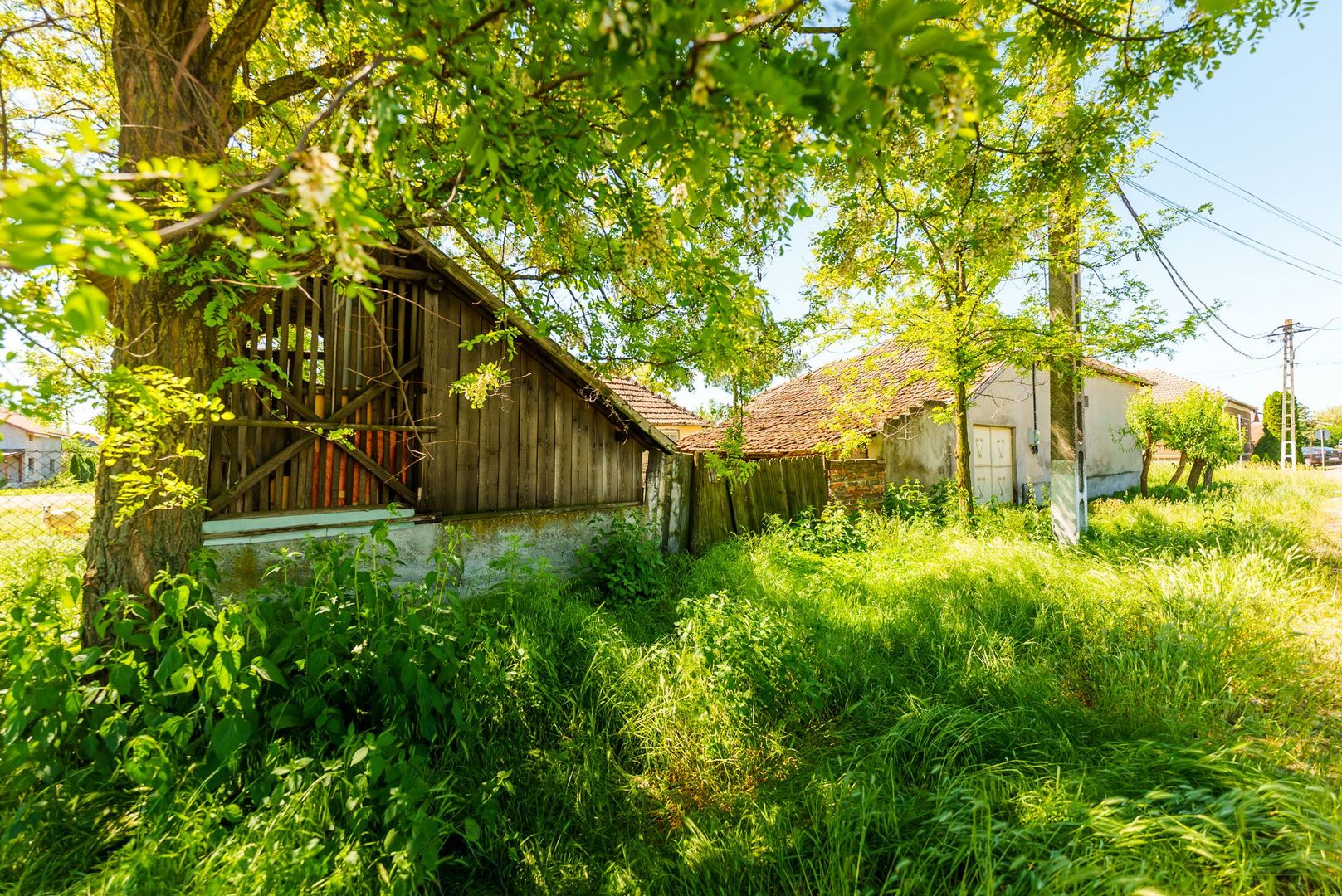 Casă cu potențial în Iratoș - Poză 16