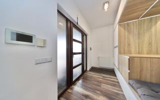 Casă individuală cu 4 camere de vânzare în Cristian, Brasov - Poză 4