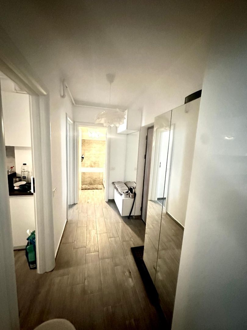 Apartament 2 camere,suprafata generoasa,mobilat si utilat,loc parcare subteran - Poză 9