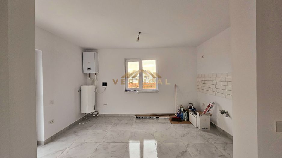 Casa pe un singur nivel cu 3 camere - com Berceni - Poză 6