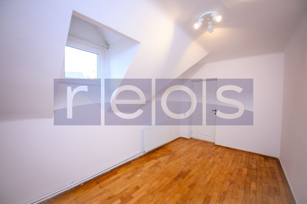 VANZARE MANSARDA 3 CAMERE ICOANEI- DUMBRAVA ROSIE | RENOVATA | 32 MP - Poză 1