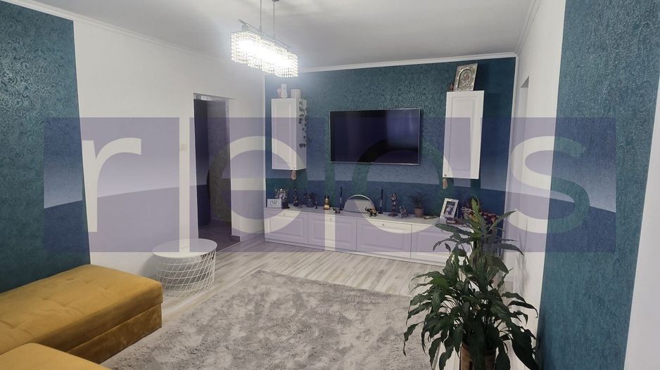 VANZARE 3 CAMERE | SEMIDECOMANDAT | ZONA TRAPEZULUI - Poză 2