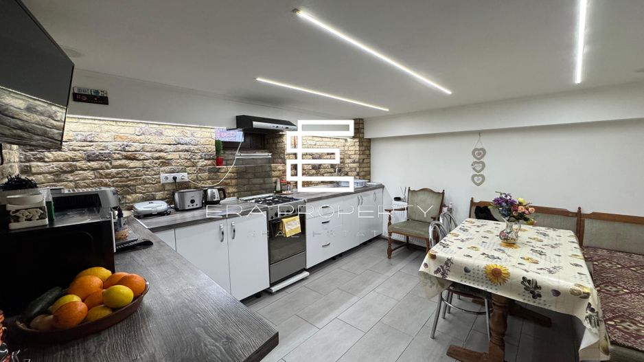 Casă Individuală cu 250 mp Teren | 180 mp Utili | 4 Dormitoare | Garaj | - Poză 4