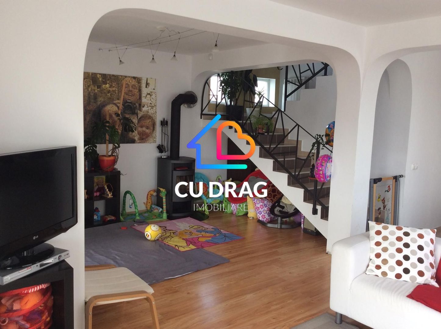 Casa Sura mica cartier EDEN mobilata si utilata 500 mp teren - Poză 6