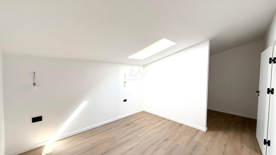 Ap pe 2 niveluri. 4 camere, 2 bai. 2 locuri de parcare. - Poză 14