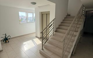 2 camere| loc de parcare cu bariera| apartament frumos| balcon deschis| - Poză 13