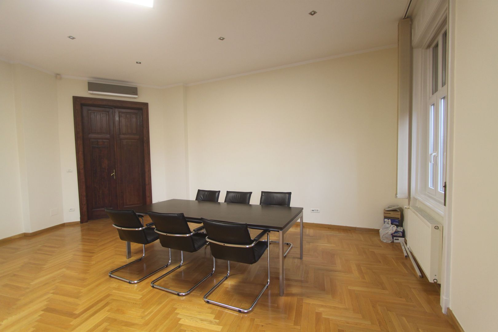 Apartament pretabil birou - Piata Victoriei - Poză 18