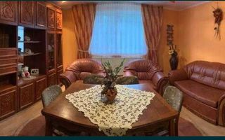 Vand casa cu 121 mp suprafata construita si teren 1635 mp - Poză 3