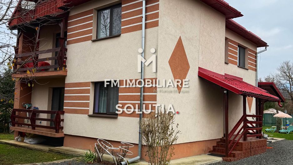 Casă spațioasă P+1 - 5 camere - teren 10 ari, Unguraș! - Poză 2