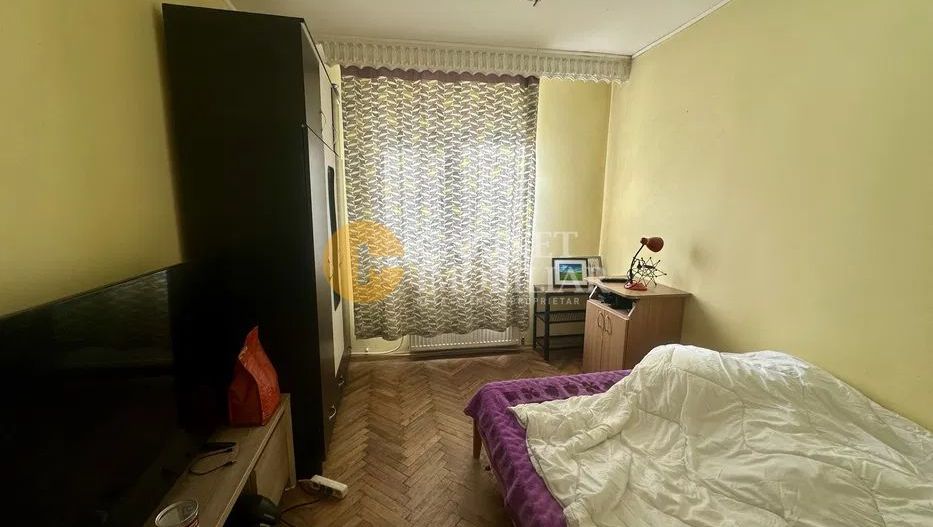 4 Camere Decomandat  - Etaj 1 - Zona Galata/ Biserica Galbena - Poză 2