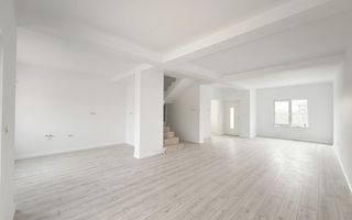 Duplex cu 4 camere despărțit prin camera tehnica | Mosnita Noua - Poză 5