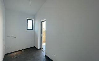 Duplex despartit prin baie | 3 camere | Super Preț | Urseni - Poză 11