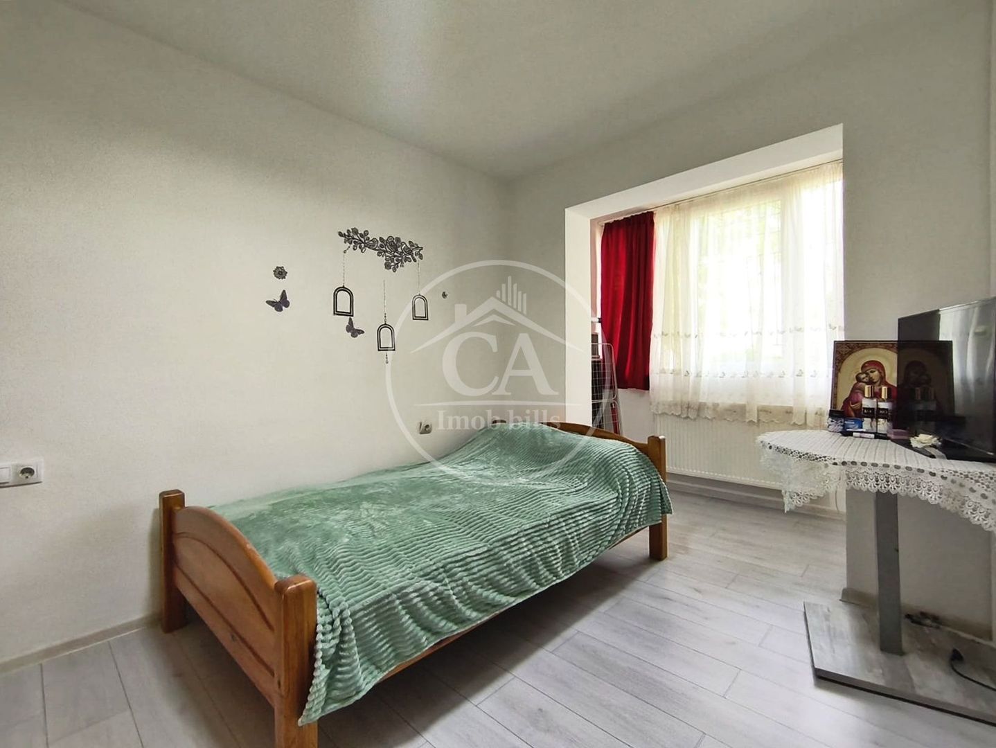 Apartament de vânzare cu 2 camere în zona Nufarul, Oradea - Poză 2