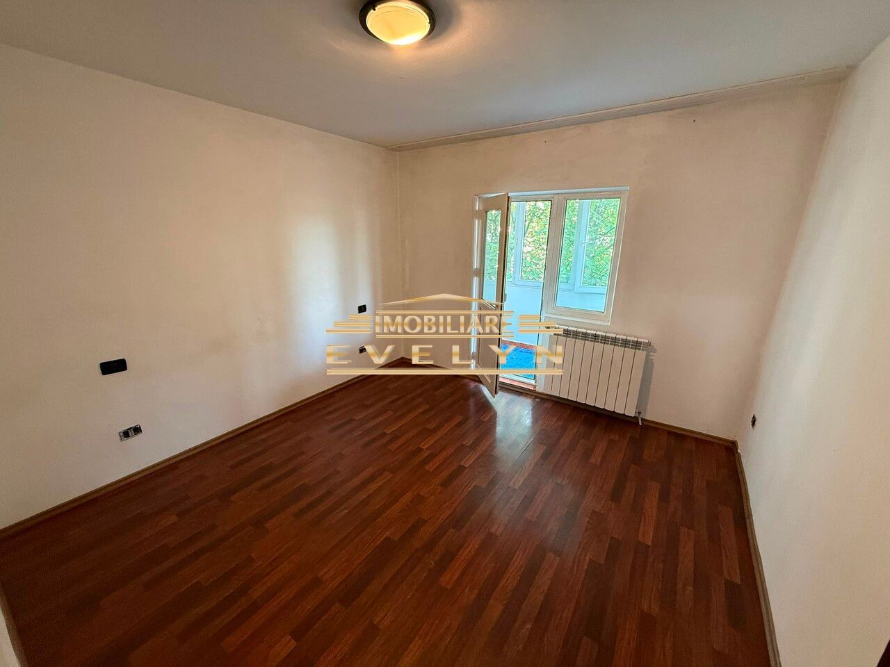 Apartament 3 camere – Strada Săvenilor | Etaj 2 | De închiriat sau vânzare - Poză 4