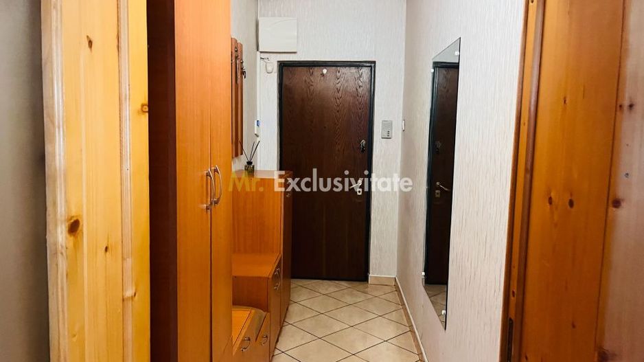 Apartament ultracentral, 3 camere, cu priveliste impresionanta, langa Mercur - Poză 13