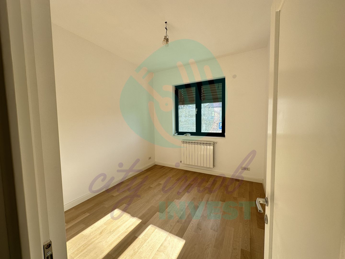 Casa NOU RENOVATA la 5 minute de metrou - Poză 13