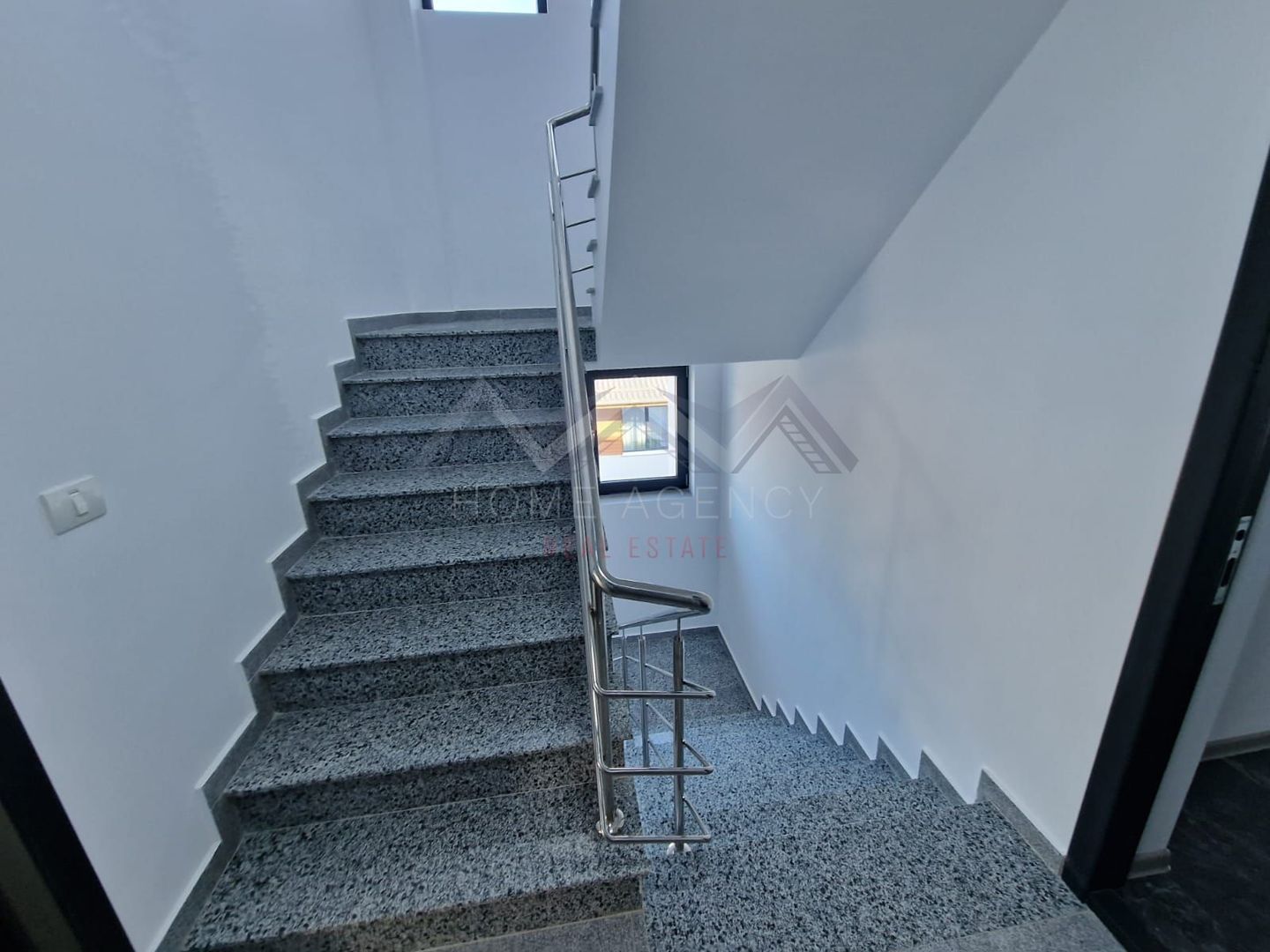 Apartament 3 camere Otopeni central | bloc nou, parcare, comision 0 - Poză 9