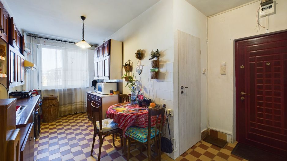 Apartament spațios cu 4 camere și 2 băi - Poză 5