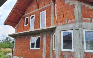 BRASADAS vinde casă în rosu și casa veche. - Poză 3