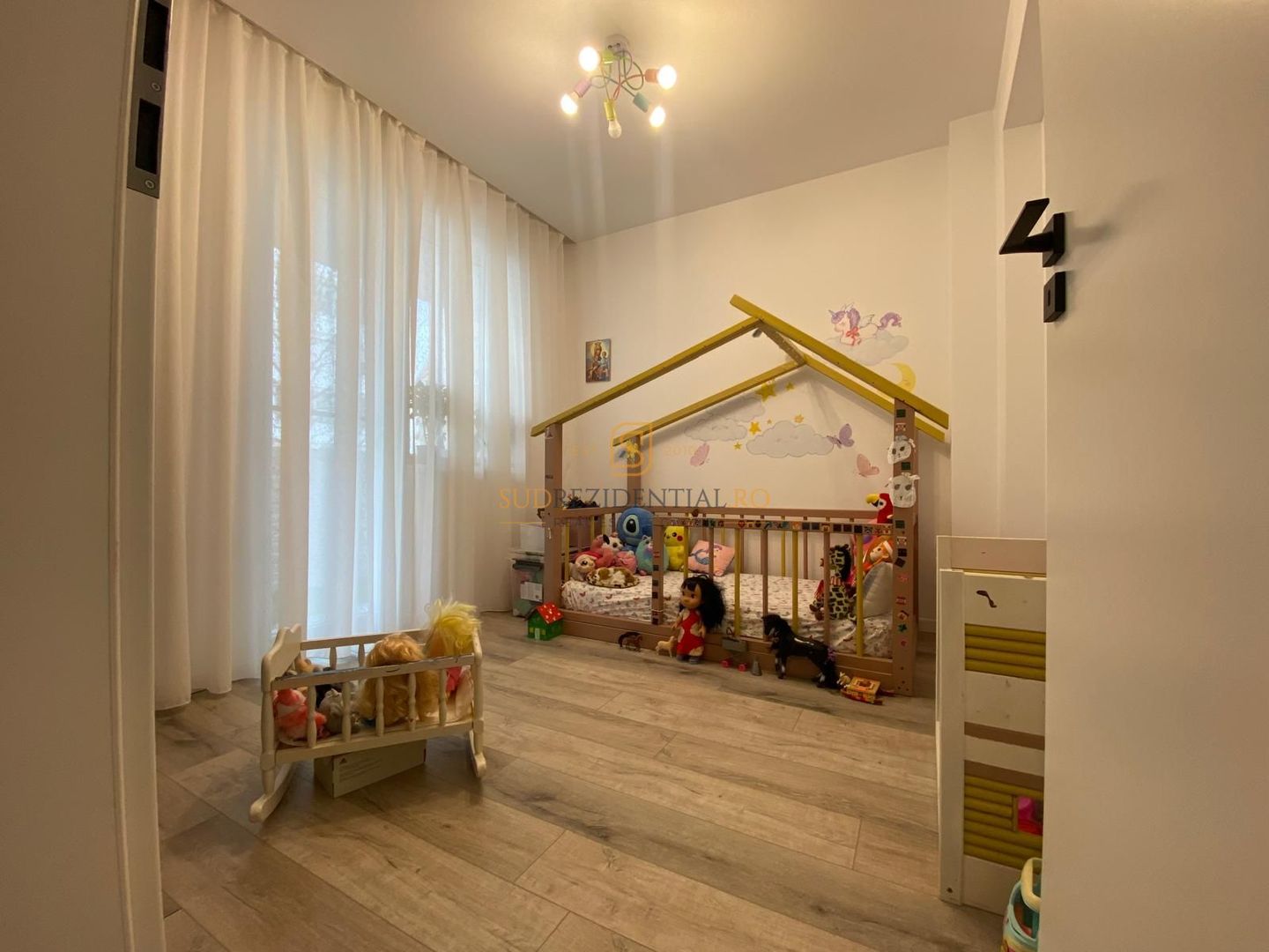 Apartament cu 3 camere, gata de mutare, imobil nou cu curte - Poză 13