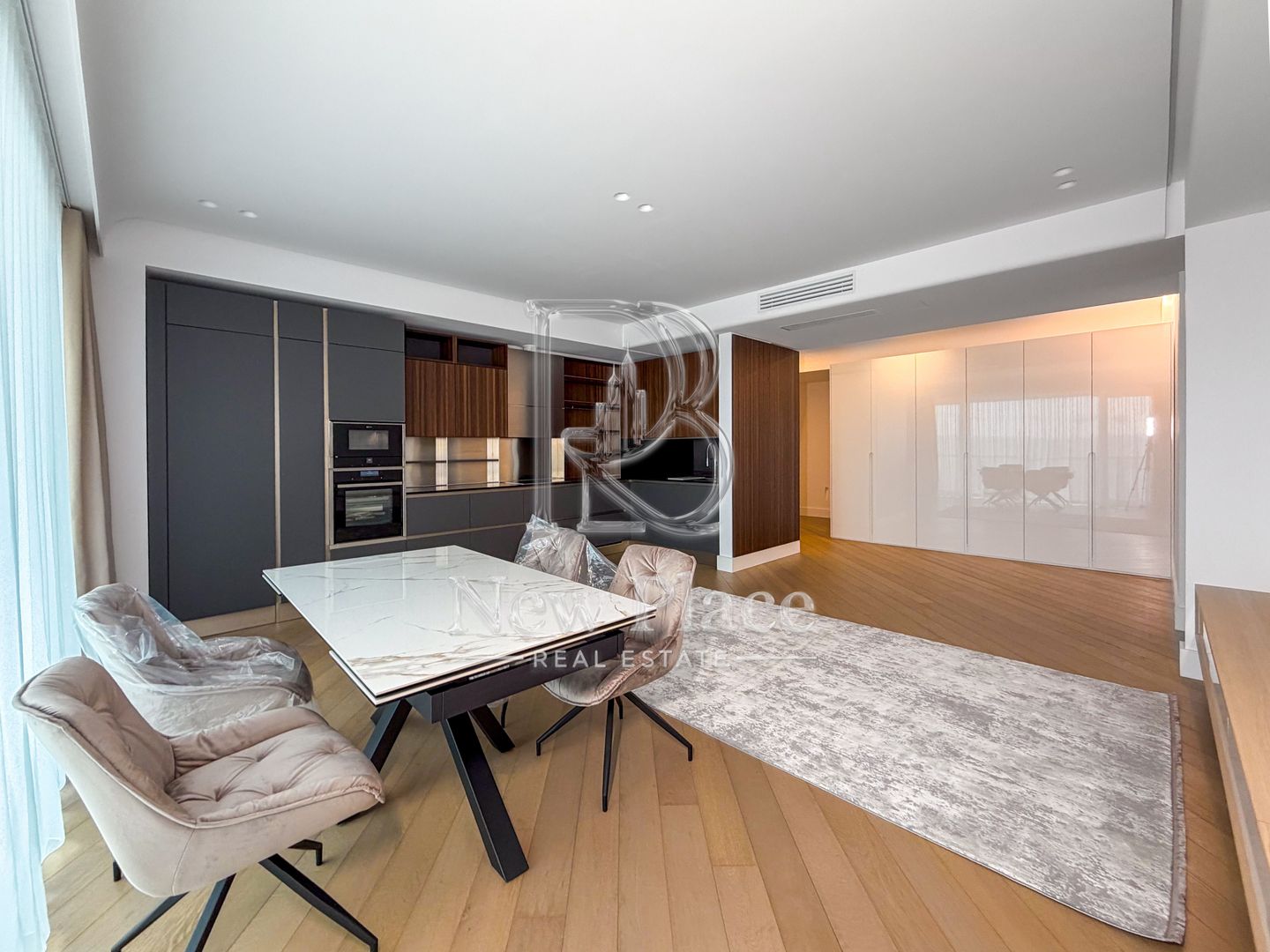 CORTINA 126 | Apartament exclusivist | Terasa 25 mp | ULTRA LUX - Poză 1