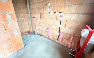 Duplex separat prin camera tehnica in Mosnita Noua - Poză 6
