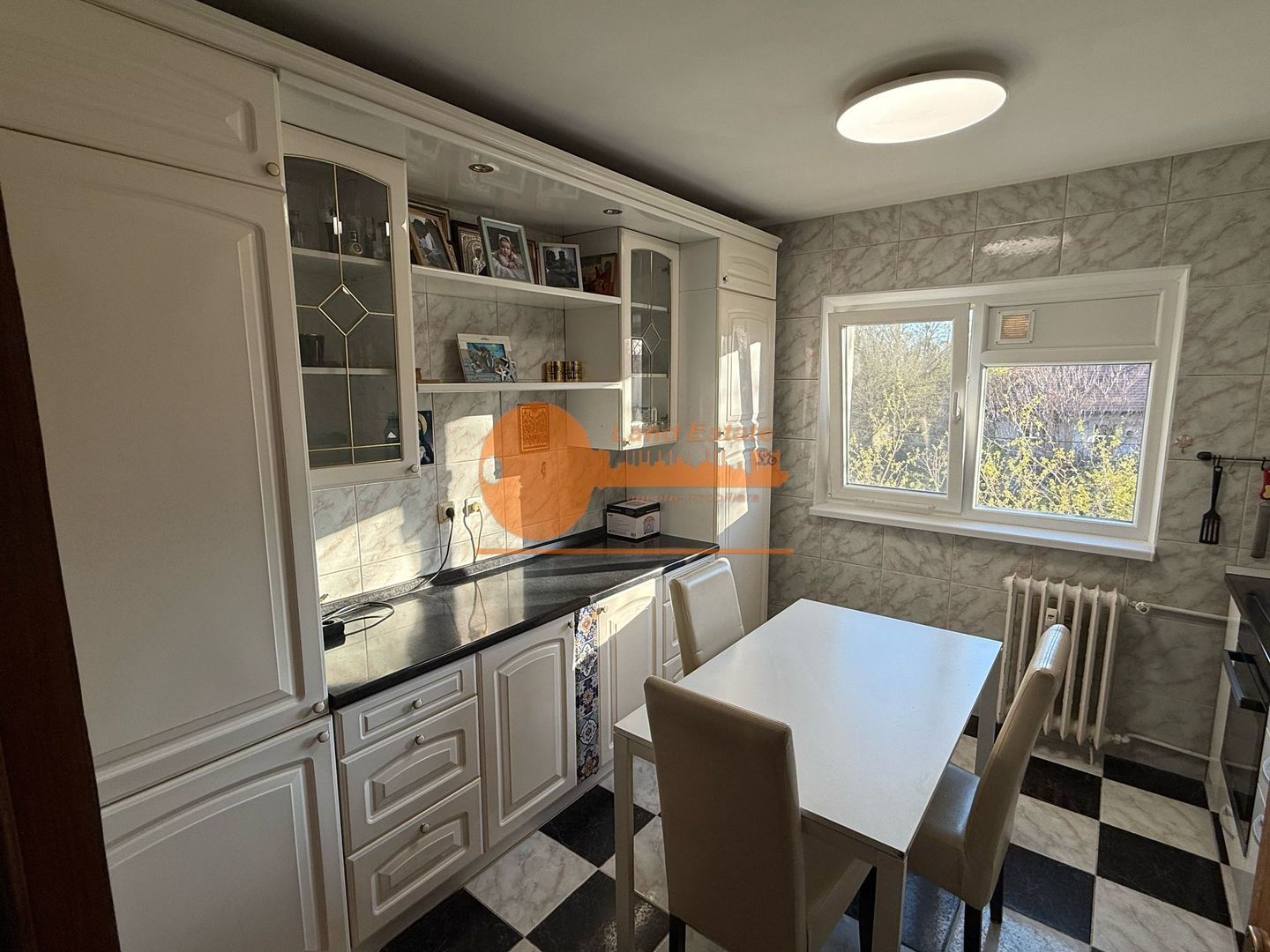 3 Camere Piata Sudului ( 7 minute metrou - bloc 1980 ) - Poză 6