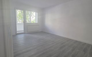 Apartament 2 camere de vânzare, Piața Voievozilor, Iași - 55.8 mp, renovat premium - Poză 3