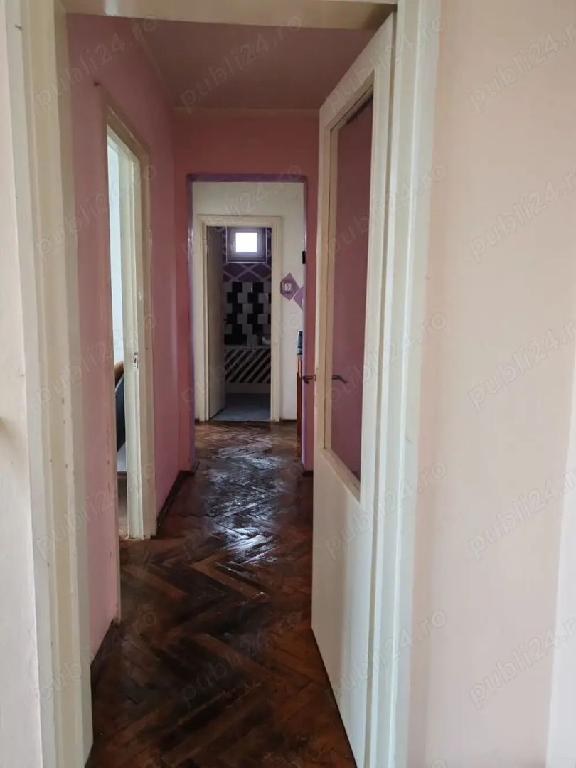 BRASADAS vinde ap cu 3 cam etaj 4/4 pe Drumul Botizului - Poză 2