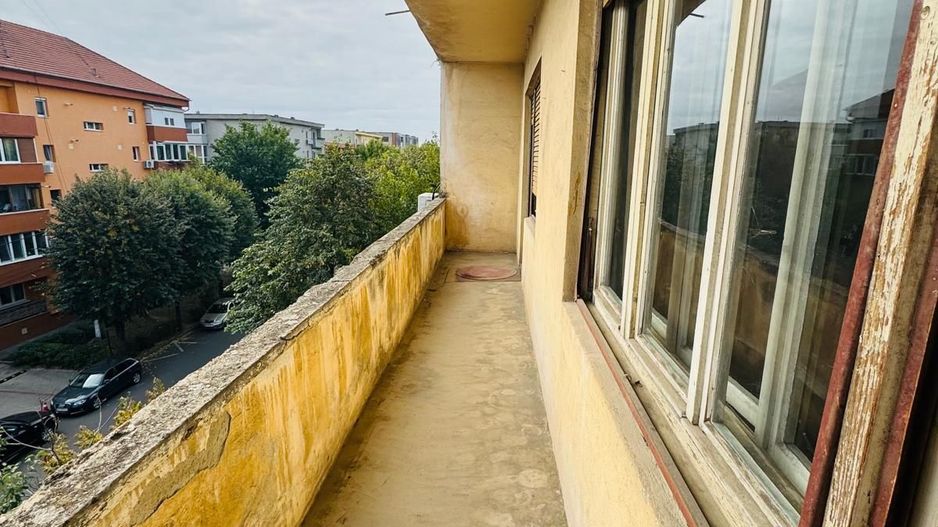 De vanzare Apartament 3 camere, Central, Piata Mica, et 3/4, Arad - Poză 11