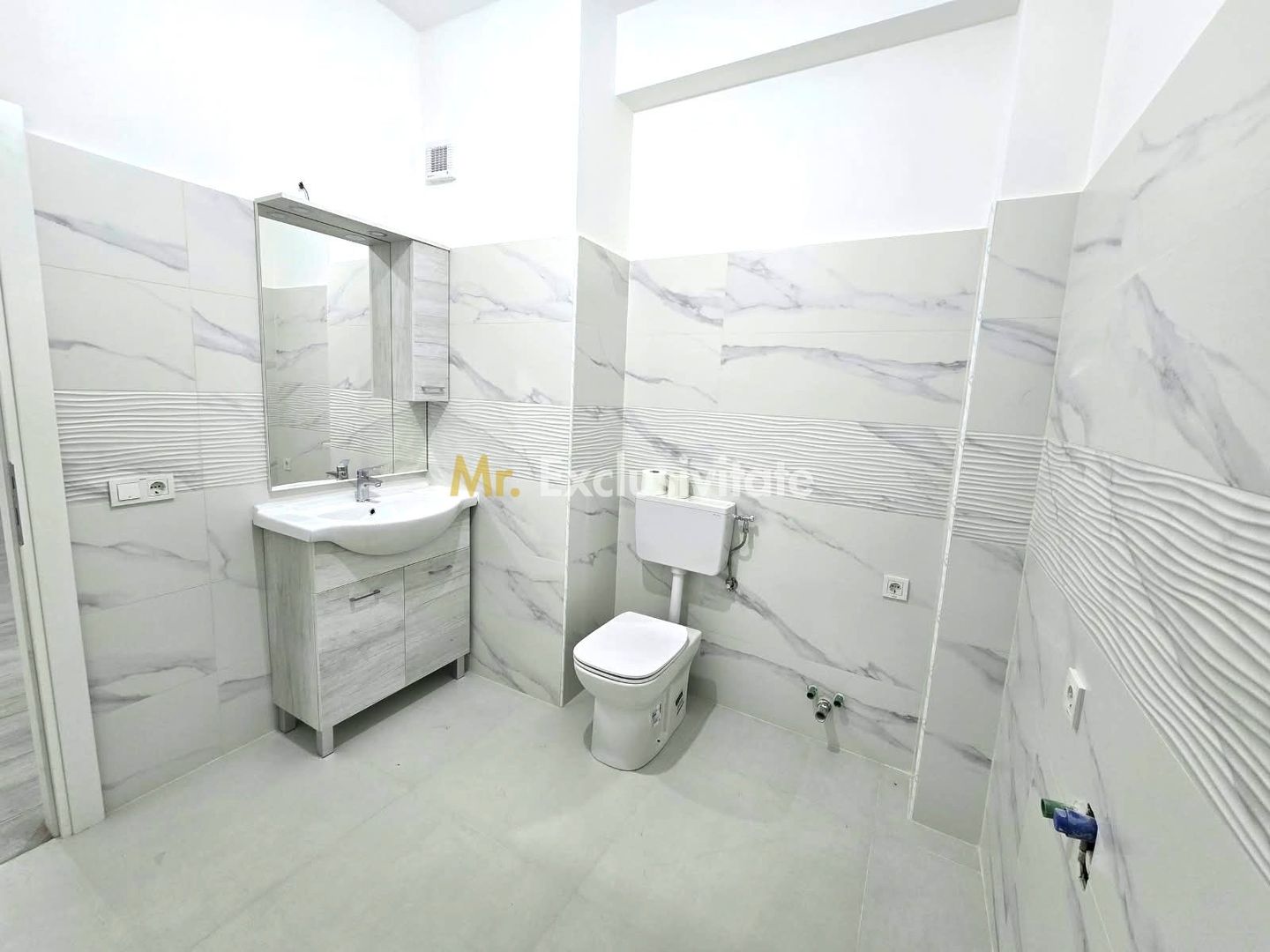 De vânzare apartament 3 camere, centru Satu Mare - Poză 12