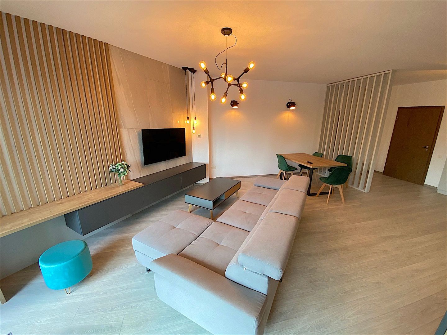 Apartament cu parcare subterana in imobil cu piscina si SPA - Poză 5