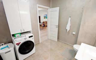De inchiriat apart. 2 Camere - Riviera - Vedere Dunăre și Parcare Privată - Poză 7
