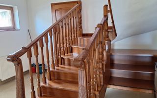 Casa deosebită în Europa – stil clasic, terase și grădină amenajata - Poză 8