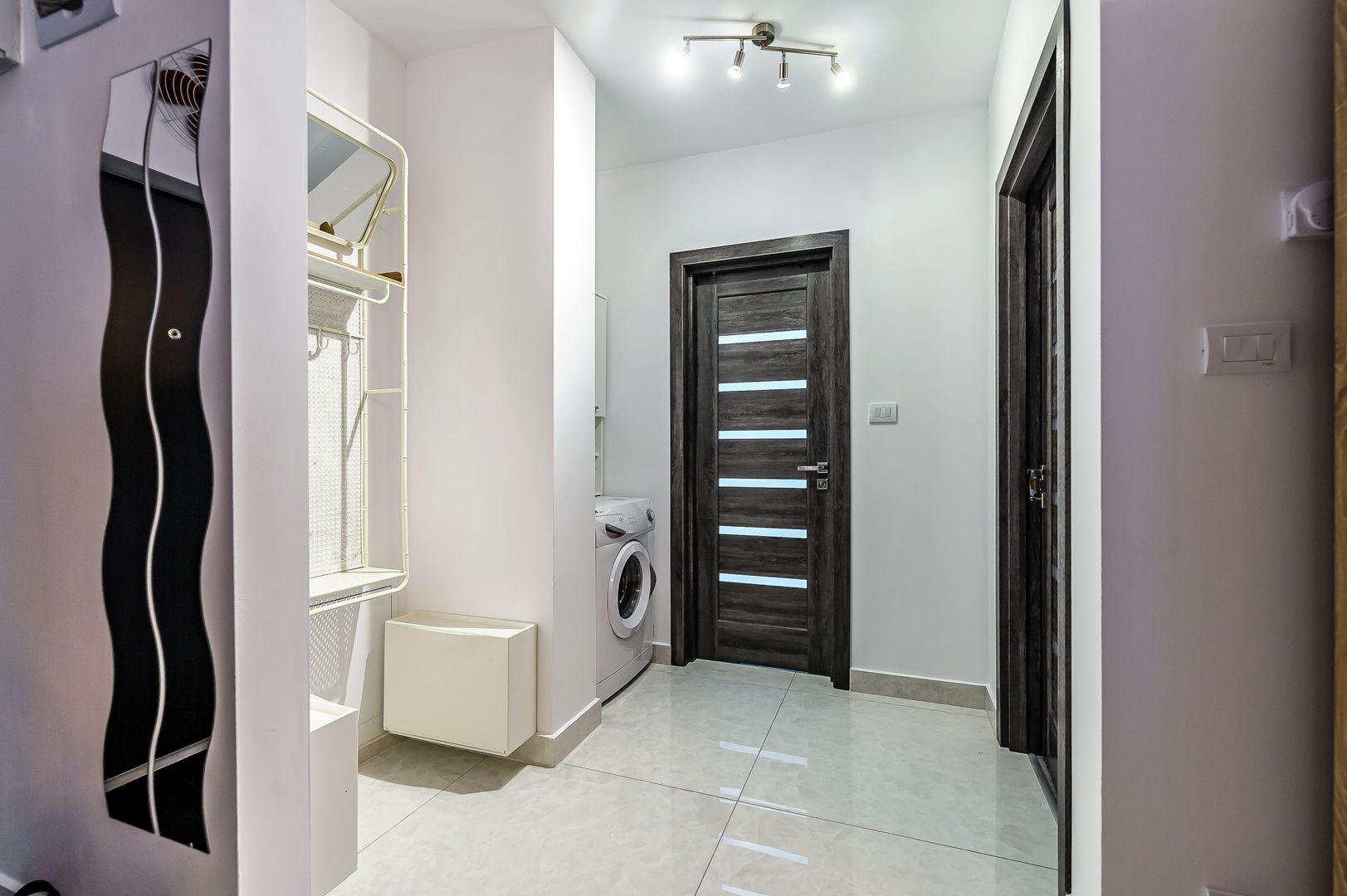 Apartament ultracentral în bloc nou, 2 camere cu terasa proprie - Poză 7