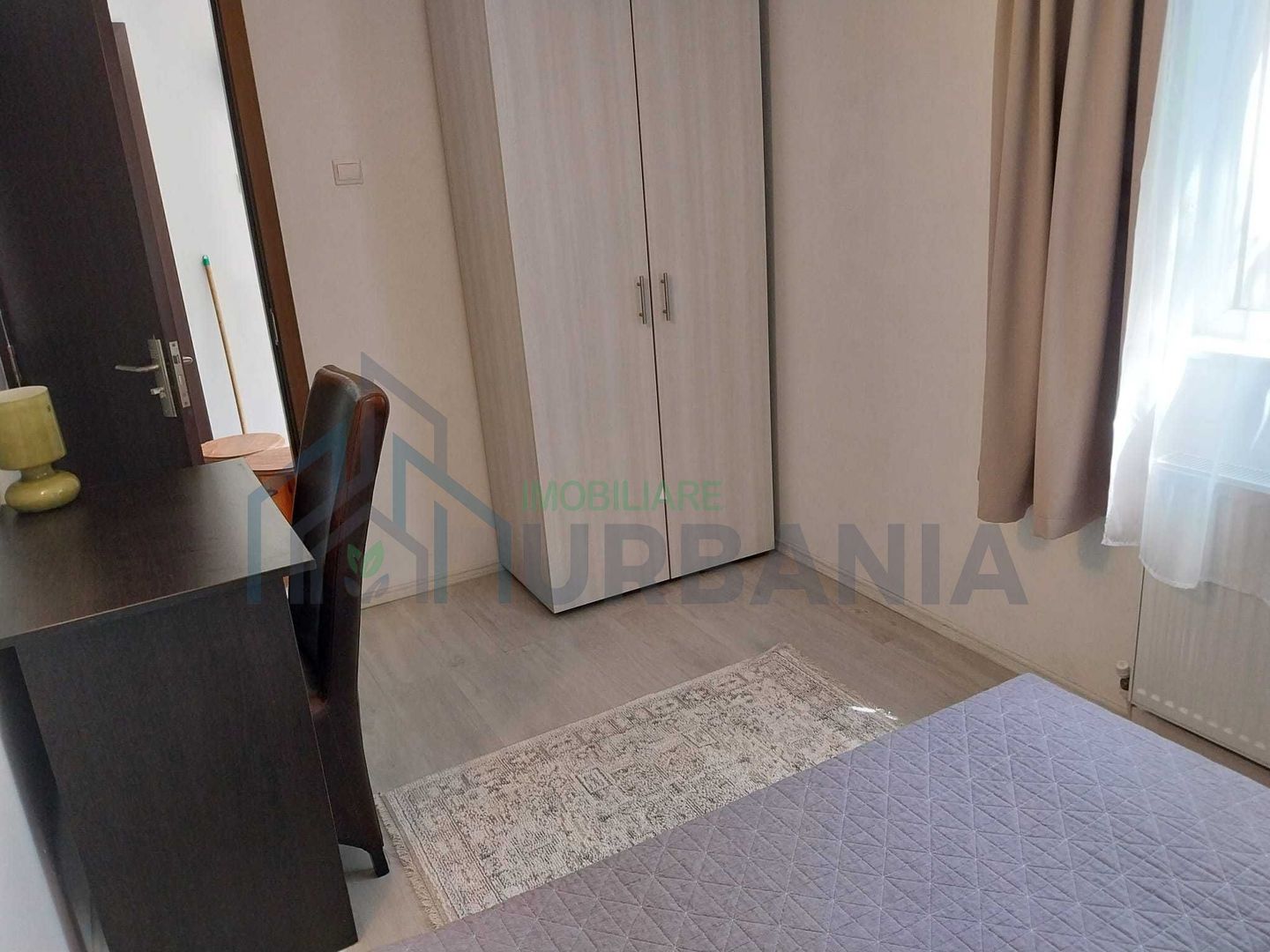 Apartament de închiriat, 2 camere decomandate, renovat, Strada Roșcani 36, 10 minute pe jos de Medicină - Poză 4