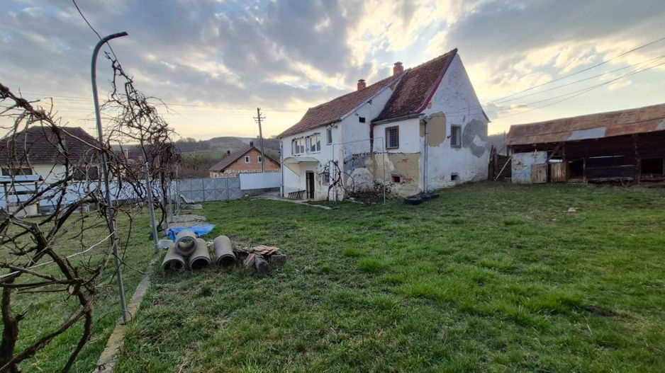 Casa individuala cu teren generos – 8.356 mp – Tichindeal, jud. Sibiu - Poză 14