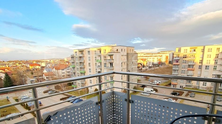 Apartament modern cu 2 camere în Avantgarden Tractorul - Poză 11