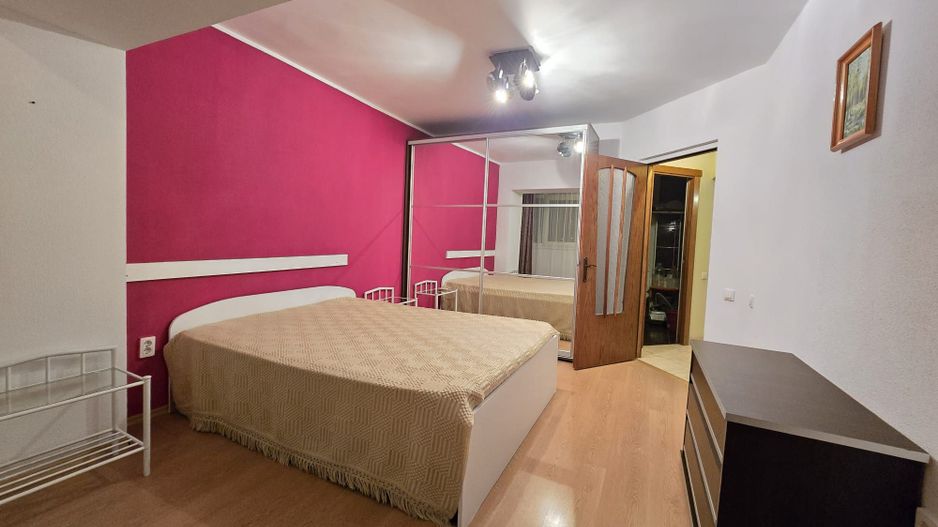 De inchiriat apartament cu 3 camere, Ultimul Leu, 600 Euro - Poză 4