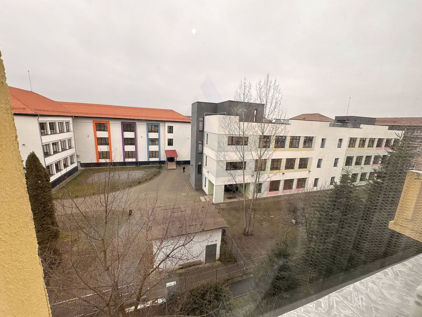 Apartament 2 camere centrală termică si calorifere noi Mihai Viteazu - Poză 12