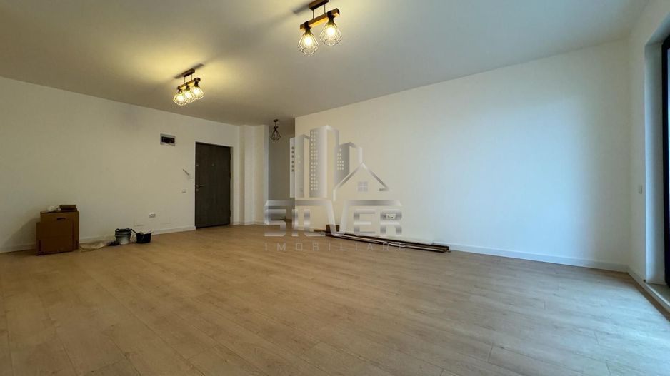 Apartament cu 2 camere/terasa 11 mp/ zona strazii Eroilor! - Poză 2