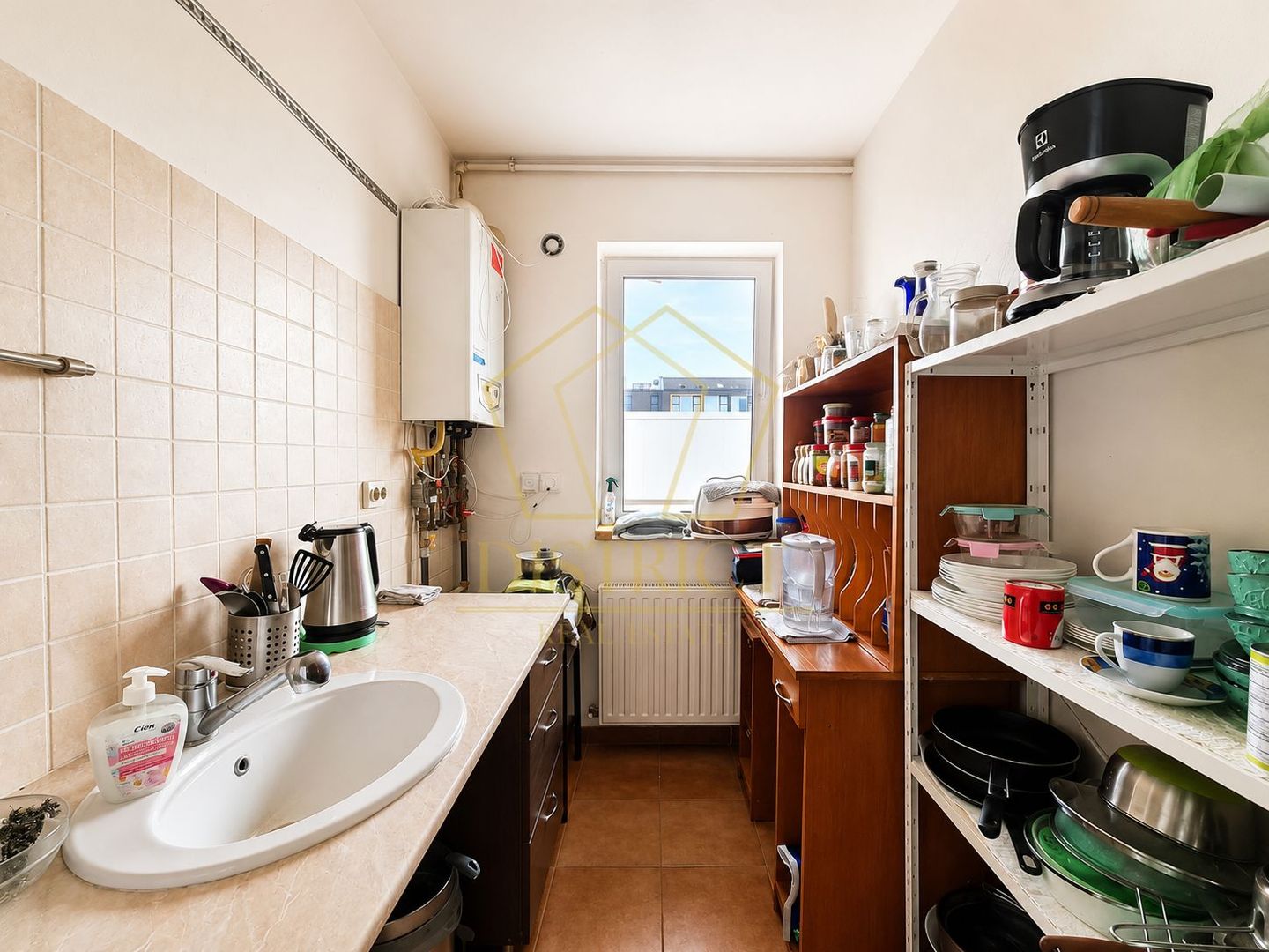 Apartament cu 2 camere loc de parcare, etaj 1 | Dumbravita la intrare - Poză 6